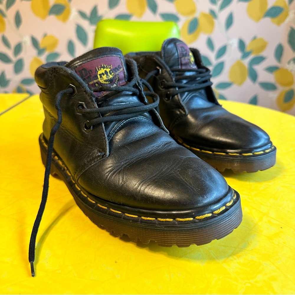 Dr. Martens The Original Vintage Air Wair Low Top Boots, 6 US Women’s